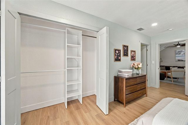3022 1ST STREET N, St Petersburg, FL 33704