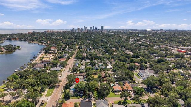 3022 1ST STREET N, St Petersburg, FL 33704