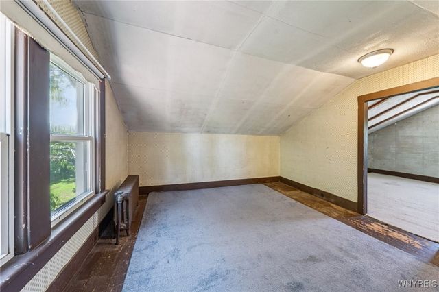 9694 Versailles Road, Evans, NY 14006