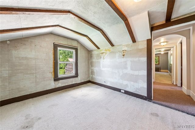 9694 Versailles Road, Evans, NY 14006