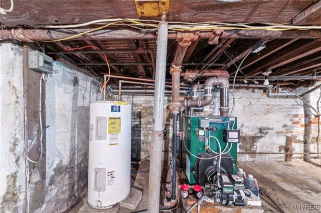 9694 Versailles Road, Evans, NY 14006