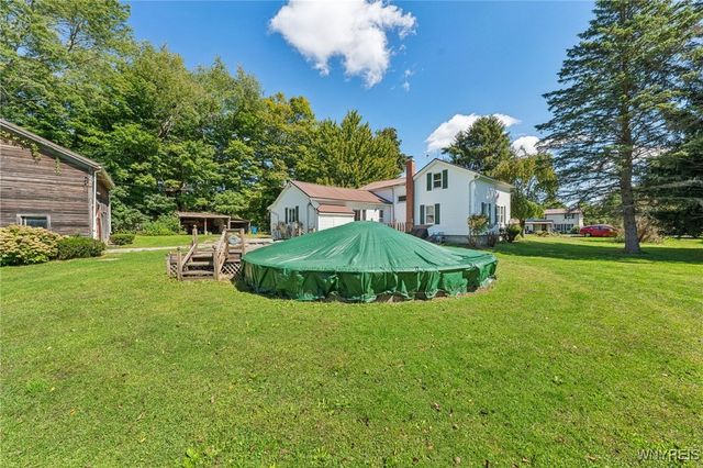9694 Versailles Road, Evans, NY 14006