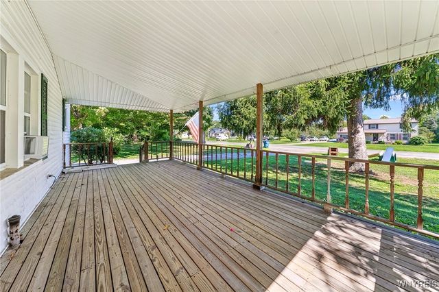 9694 Versailles Road, Evans, NY 14006