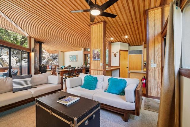 55491 Howland, Idyllwild, CA 92549