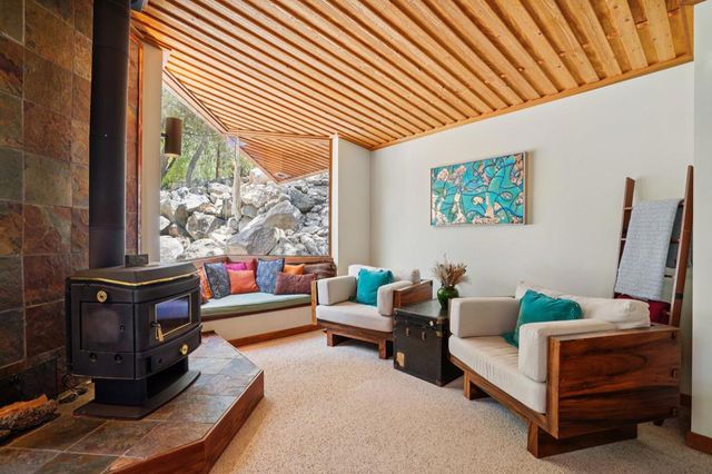 55491 Howland, Idyllwild, CA 92549