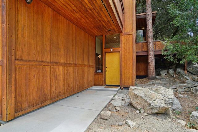 55491 Howland, Idyllwild, CA 92549