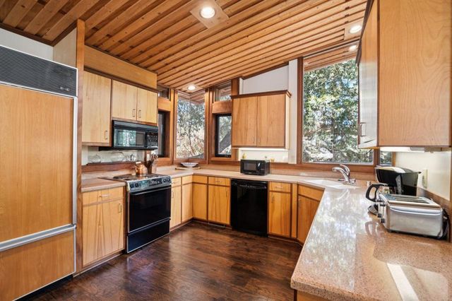 55491 Howland, Idyllwild, CA 92549