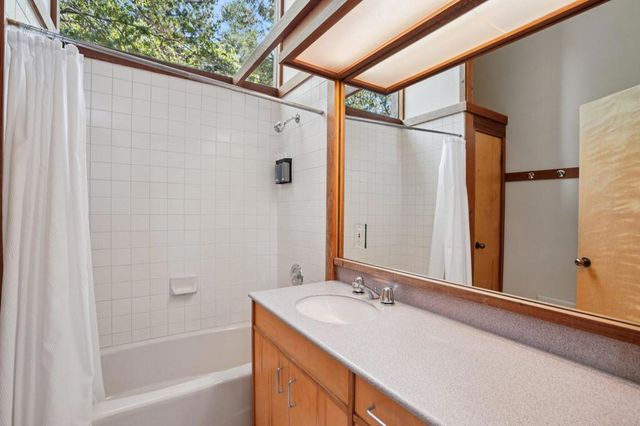 55491 Howland, Idyllwild, CA 92549