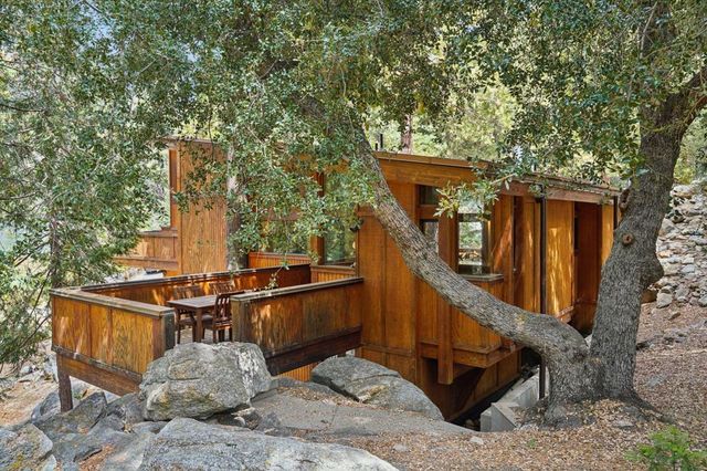 55491 Howland, Idyllwild, CA 92549