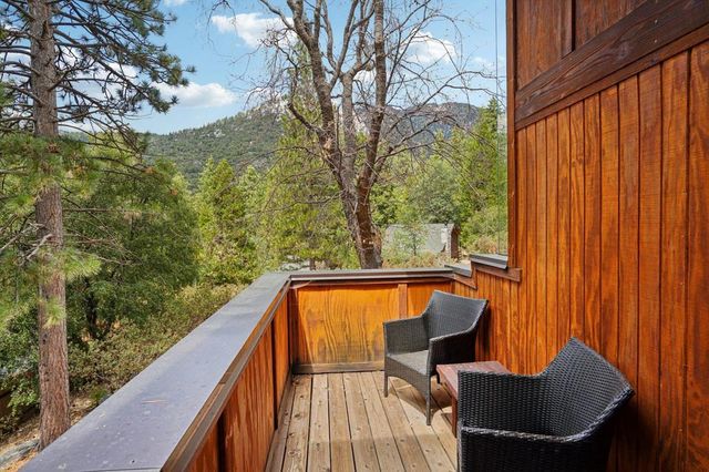 55491 Howland, Idyllwild, CA 92549