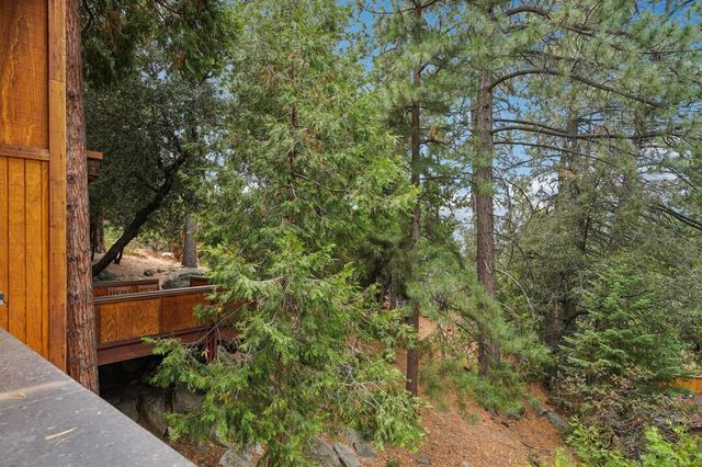 55491 Howland, Idyllwild, CA 92549