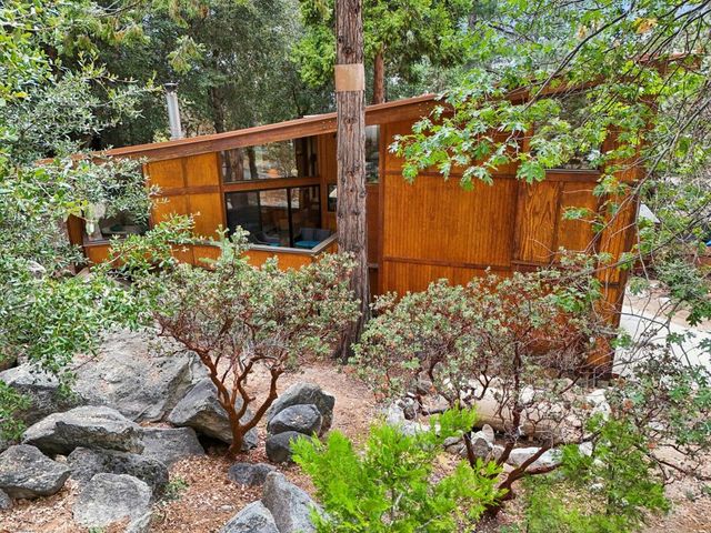 55491 Howland, Idyllwild, CA 92549