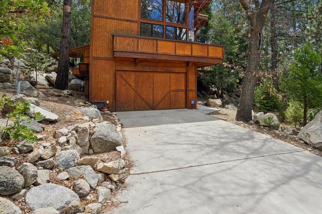 55491 Howland, Idyllwild, CA 92549