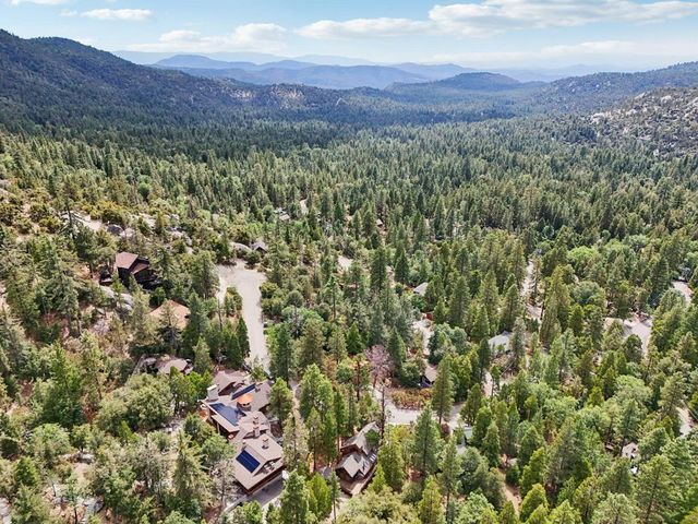 55491 Howland, Idyllwild, CA 92549