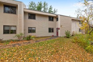 40 Bayberry Lane, South Burlington, VT 05403
