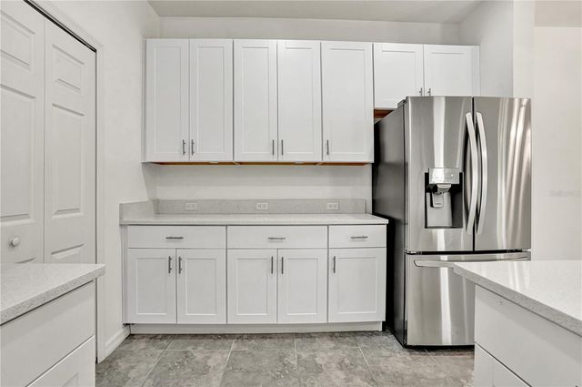 8544 CACHE DRIVE, Sarasota, FL 34240