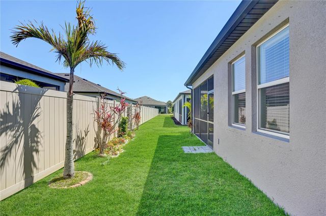 8544 CACHE DRIVE, Sarasota, FL 34240