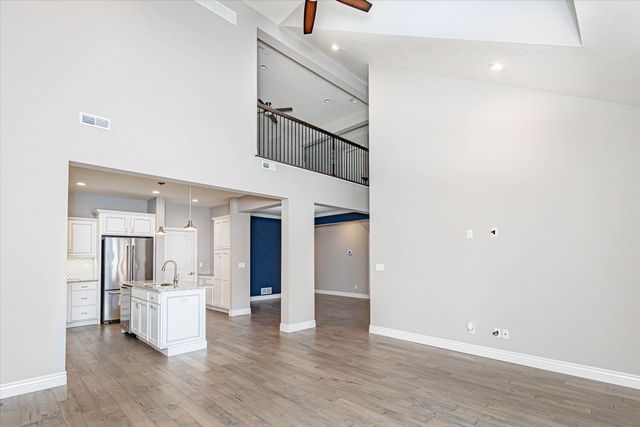 1715 LINKSIDE DR, Columbia, MO 65201