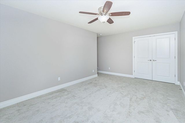 1715 LINKSIDE DR, Columbia, MO 65201