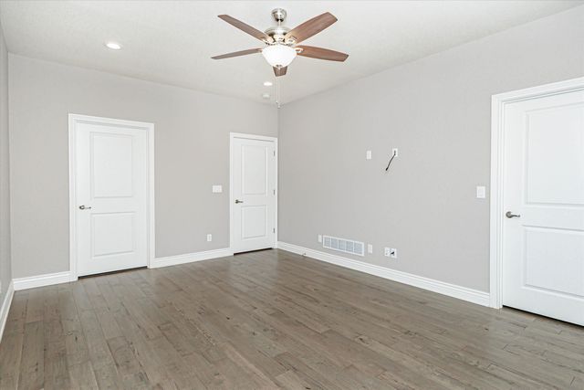 1715 LINKSIDE DR, Columbia, MO 65201