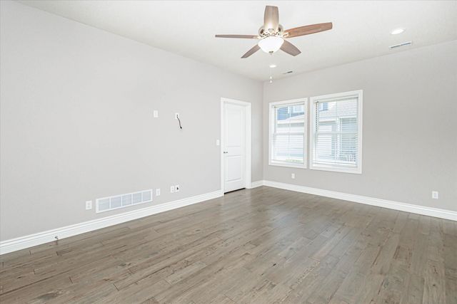 1715 LINKSIDE DR, Columbia, MO 65201