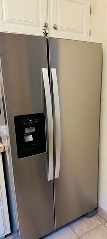 27 Megansett Dr 27, Plymouth, MA 02360