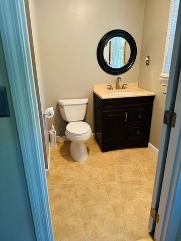 27 Megansett Dr 27, Plymouth, MA 02360