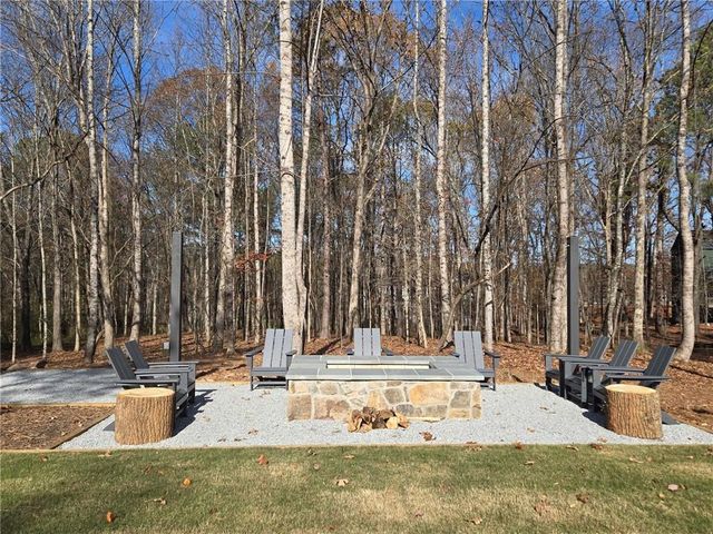 215 Winterberry Way, Roswell, GA 30075