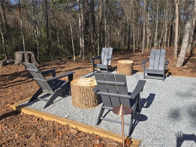 215 Winterberry Way, Roswell, GA 30075