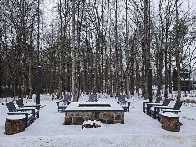 215 Winterberry Way, Roswell, GA 30075