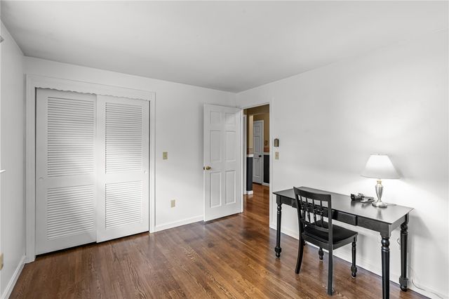 1 Leahy Street, East Providence, RI 02916
