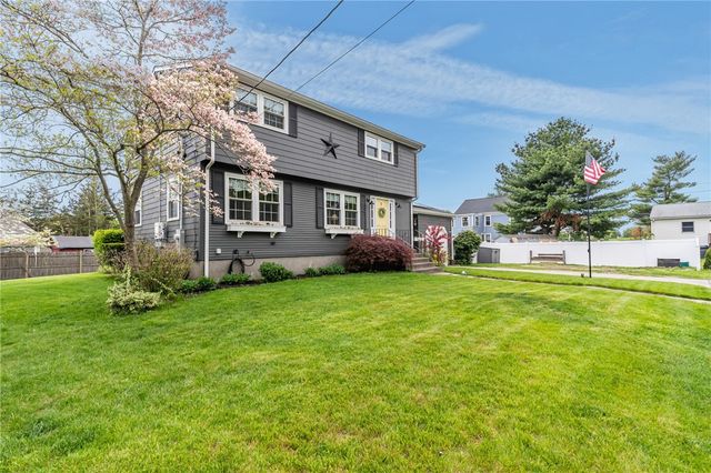 1 Leahy Street, East Providence, RI 02916