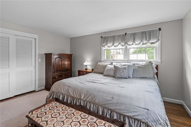 1 Leahy Street, East Providence, RI 02916