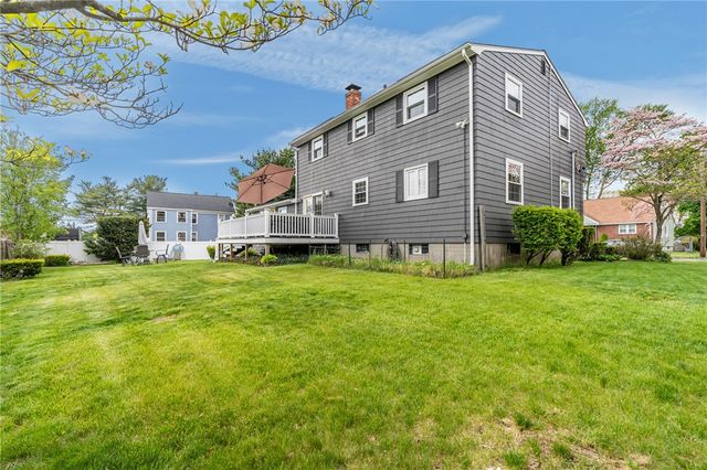 1 Leahy Street, East Providence, RI 02916