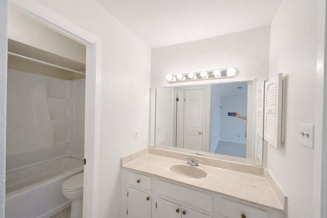 14555 Wunderlich Drive 2609, Houston, TX 77069