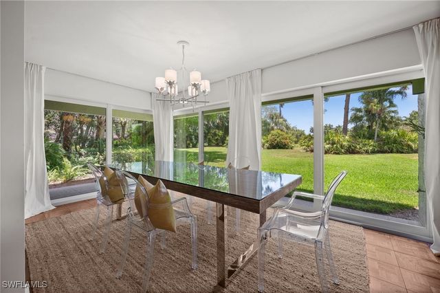 100 Tall Pine LN 1101, Naples, FL 34105