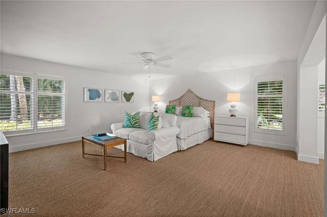 100 Tall Pine LN 1101, Naples, FL 34105