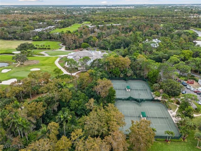 100 Tall Pine LN 1101, Naples, FL 34105