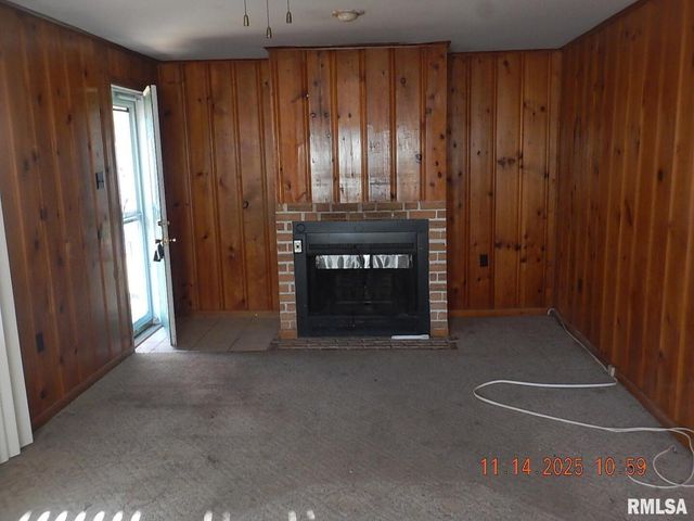 814 4TH Street, Colona, IL 61241