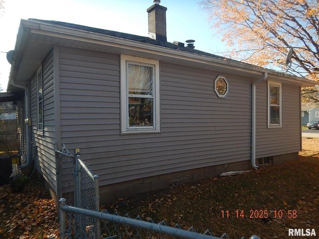 814 4TH Street, Colona, IL 61241