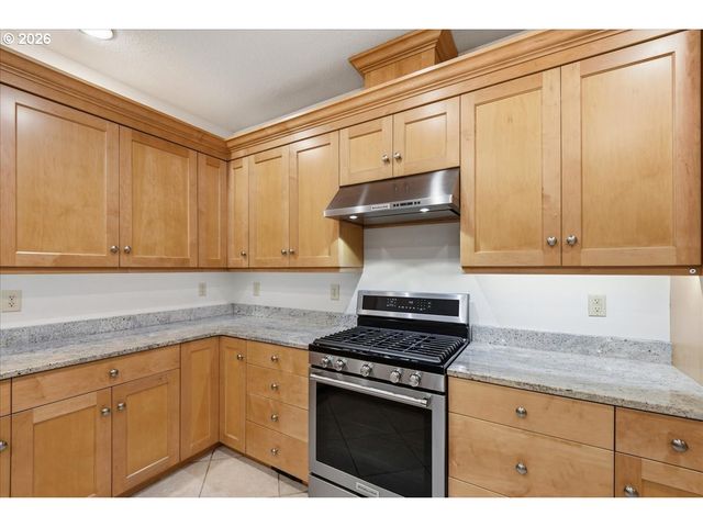 7816 Nw QUINAULT St, Camas, WA 98607