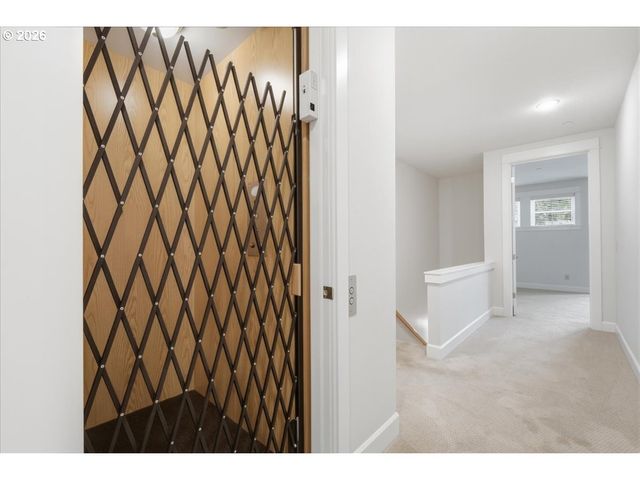 7816 Nw QUINAULT St, Camas, WA 98607