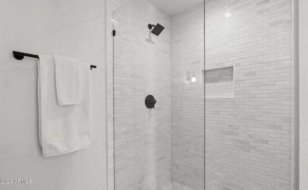 Image 17 of property listing at 4037 N 81ST Street, Scottsdale, AZ 85251