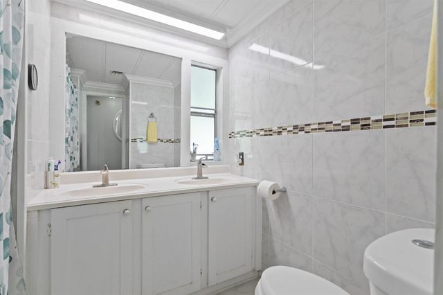 2961 SW 52nd Terrace, Davie, FL 33314