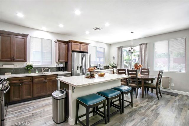 5534 Alexandria, Eastvale, CA 92880