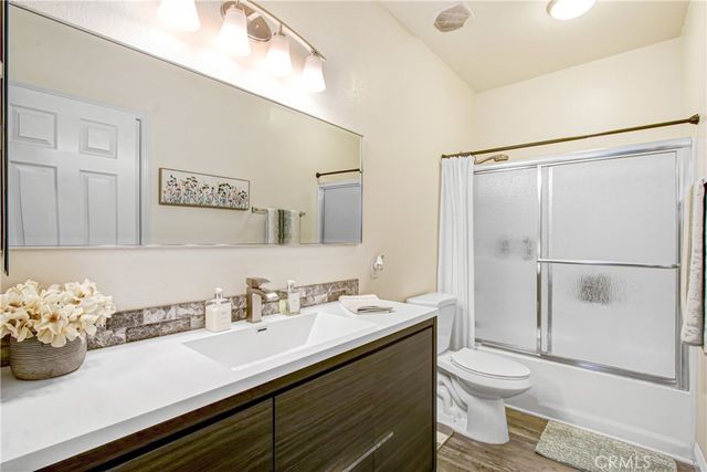 5534 Alexandria, Eastvale, CA 92880