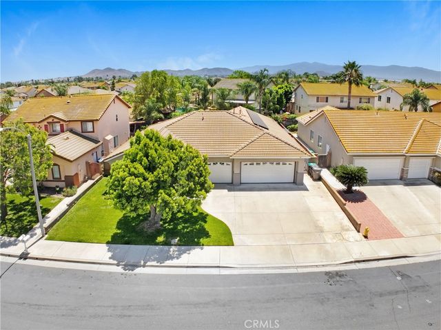 5534 Alexandria, Eastvale, CA 92880