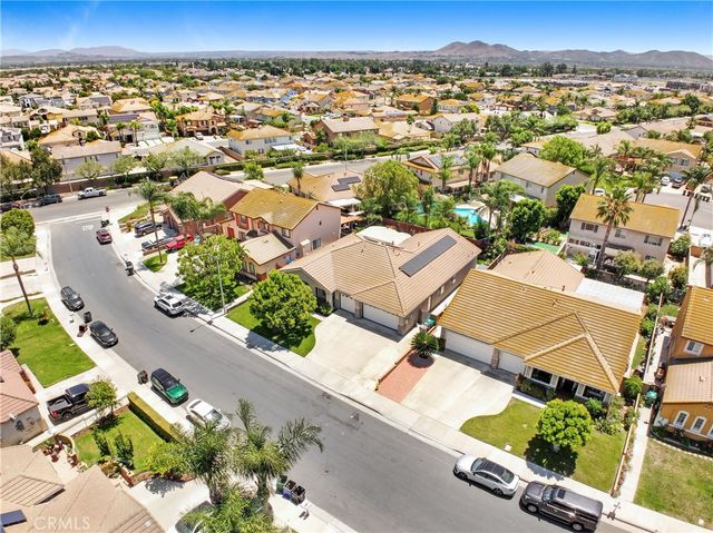 5534 Alexandria, Eastvale, CA 92880