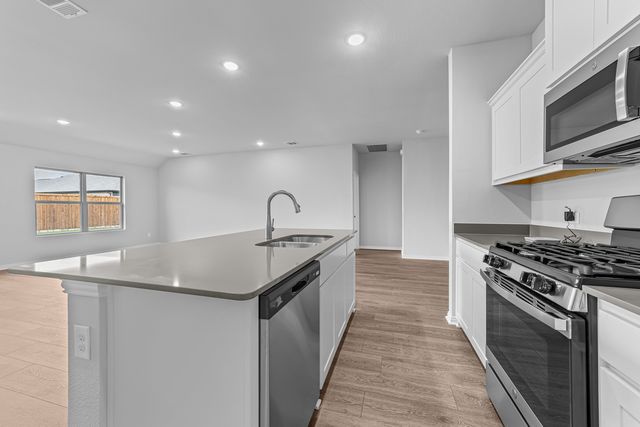 602 Stone Hollow Drive, Van Alstyne, TX 75495