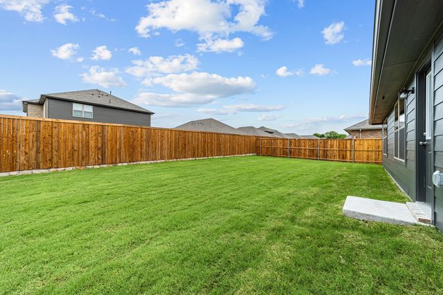 602 Stone Hollow Drive, Van Alstyne, TX 75495